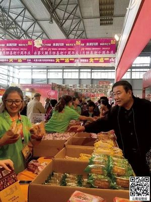 舌尖上的校园对决 云南师范大学VS云南艺术学院，农副土特产品食堂大测评